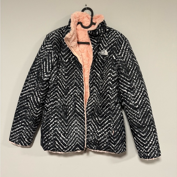 North Face reversible pink and black jacket - Picture 2 of 6